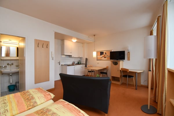 Möbliertes Zimmer in der Bern! 3