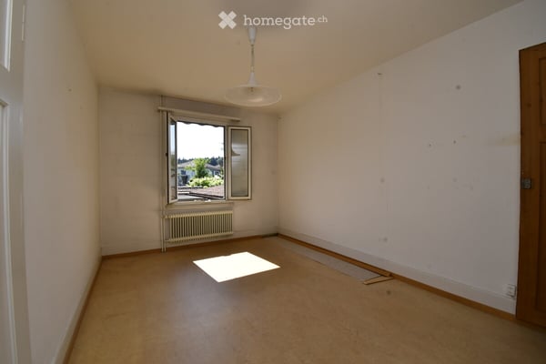 Einseitig angebautes 4.5 Zimmer Einfamilienhaus mit Umschwung 6