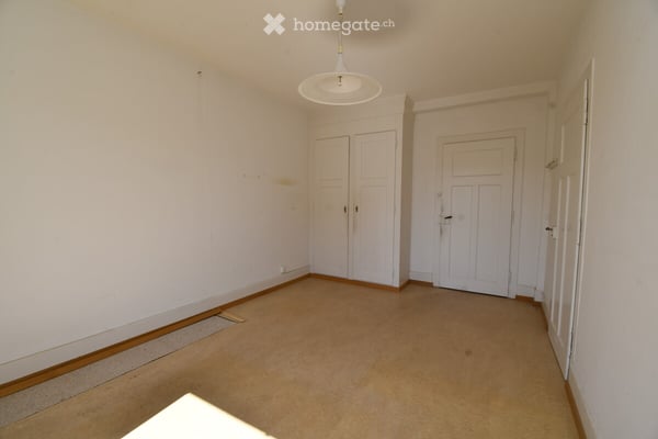 Einseitig angebautes 4.5 Zimmer Einfamilienhaus mit Umschwung 7