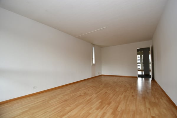 Sonnige 1.5-Zimmerwohnung mit Weitsicht im Kleefeld 4