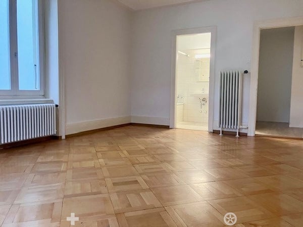 Deine neue WG? Grosszügige 6-Zimmerwohnung im Zentrum zu vermieten 5