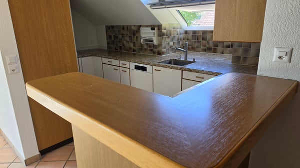 Charmante 5.5-Zimmer-Dachwohnung in Nürensdorf – Sofort verfügbar! 5