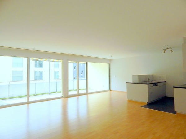 Helle, grosszügige, kinderfreundliche Wohnung 4