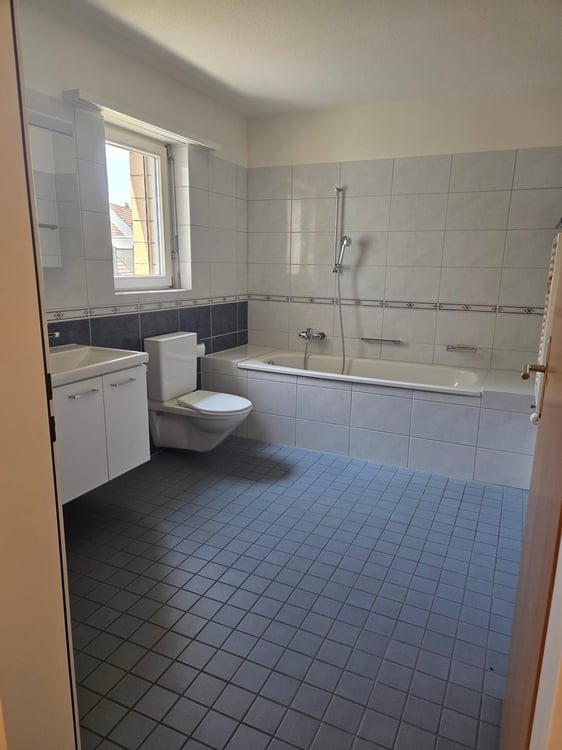 Zu vermieten, Wohnung, 8185 Winkel, Ref. 6083705 8