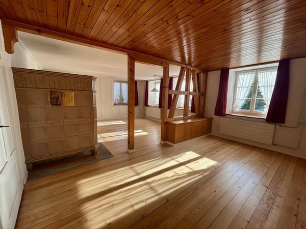 Charmantes 8.5-Zimmer-Bauernhaus in Dielsdorf 3