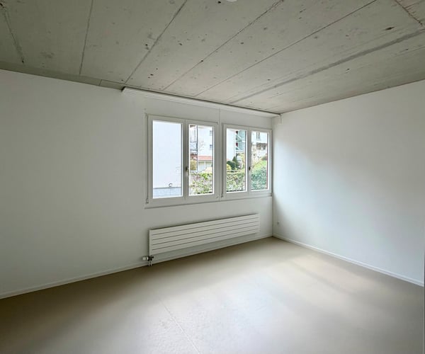 Erstvermietung 3-Zimmerwohnung an zentraler Lage in Dielsdorf 2