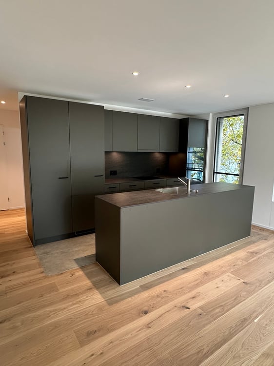 WOHNEN IM EIGENTUMSSTANDART | moderne 1.5-Zimmer-Wohnung mit grosser Loggia (Minergie) 3