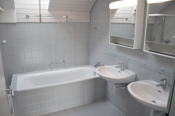 grosse 1.5-Zimmer-Dachwohnung mit Galerie an ruhiger Lage 7