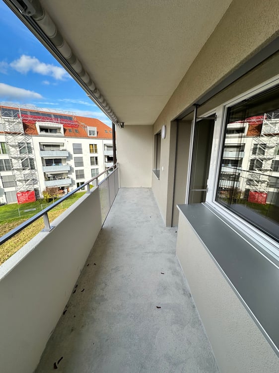 Neuwertige moderne 1.5-Zimmer-Wohnung mit eigenem Waschturm 8