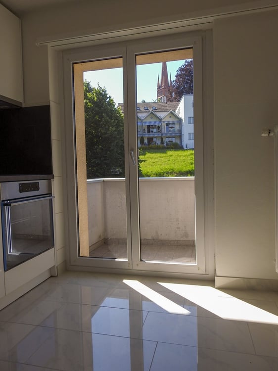 moderne 1-Zimmer-Wohnung mit eigener Waschmaschine und zwei Balkonen 3