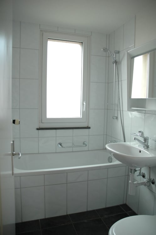 schöne 4-Zimmer-Wohnung mit Gartensitzplatz 4