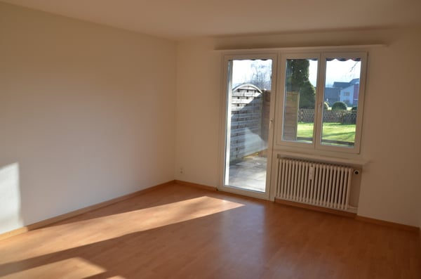 schöne 4-Zimmer-Wohnung mit Gartensitzplatz 5
