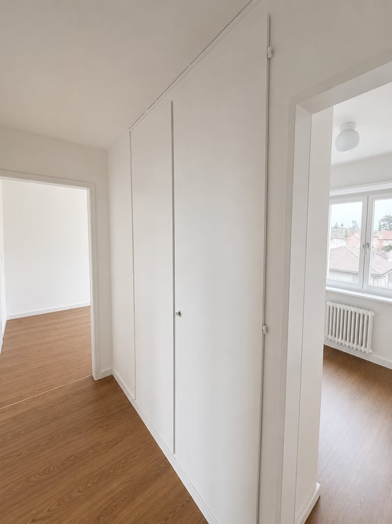 frisch renovierte 3.0-Zimmer-Wohnung mit sonnigem Balkon 7
