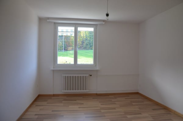 grosszügige 4.0-Zimmer-Wohnung mit grosszügigem Balkon an sonniger Lage 6