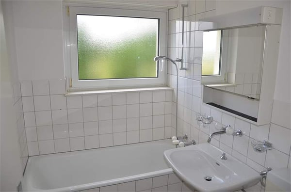 3.5-Zimmer-Wohnung an ruhiger Lage mit zwei sonnigen Balkonen 4