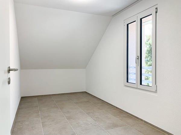 moderne 3.5-Zimmer-Wohnung mit grossem Balkon an zentraler und sonniger Lage 5