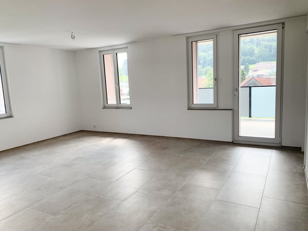 moderne 3.5-Zimmer-Wohnung mit grossem Balkon an zentraler und sonniger Lage 4