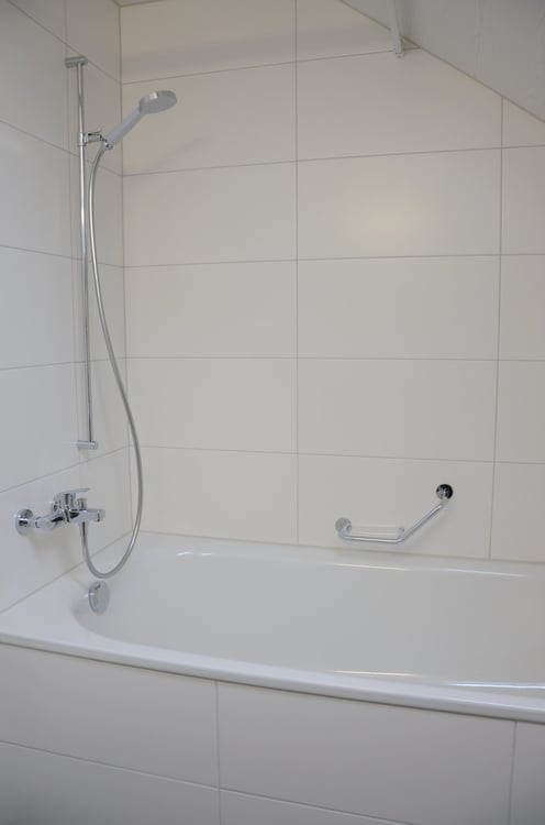 grosszügige, moderne 2.5-Zimmer-Wohnung mit grossem Balkon 6