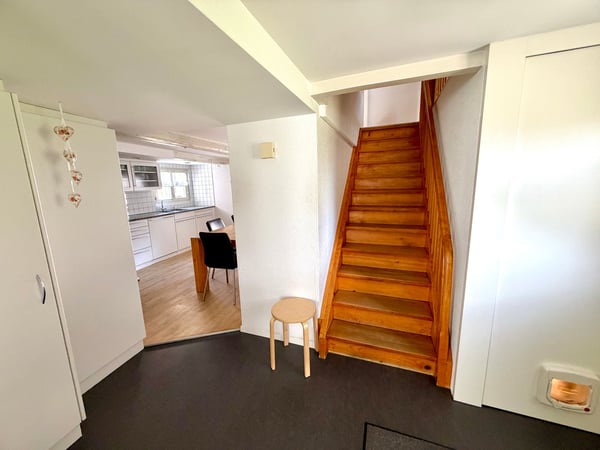 Idyllisches und grosszügiges 6.5 Zimmer-Eckhaus mit Charme an ruhiger Lage 19