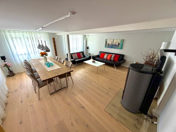 Idyllisches und grosszügiges 6.5 Zimmer-Eckhaus mit Charme an ruhiger Lage 13