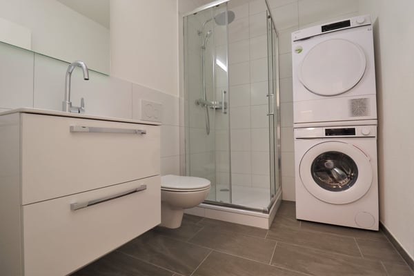moderne neuwertige 2.5-Zimmer-Wohnung mit eigener Waschmaschine 5