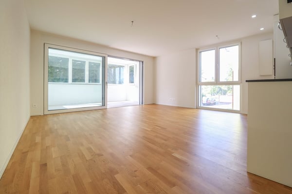moderne neuwertige 3.5 Zimmer-Wohnung mit Lift und eigenem Waschturm 3