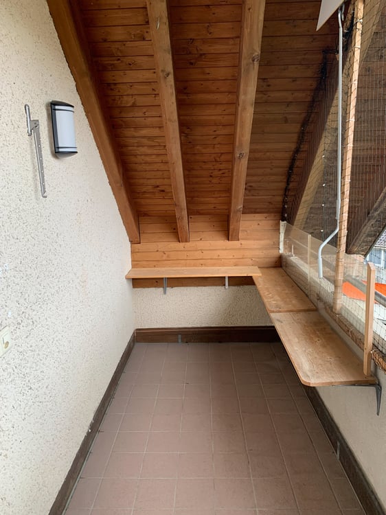 sehr grosse 4.5-Zimmer-Dachwohnung mit eigenem Waschturm und Lift 11