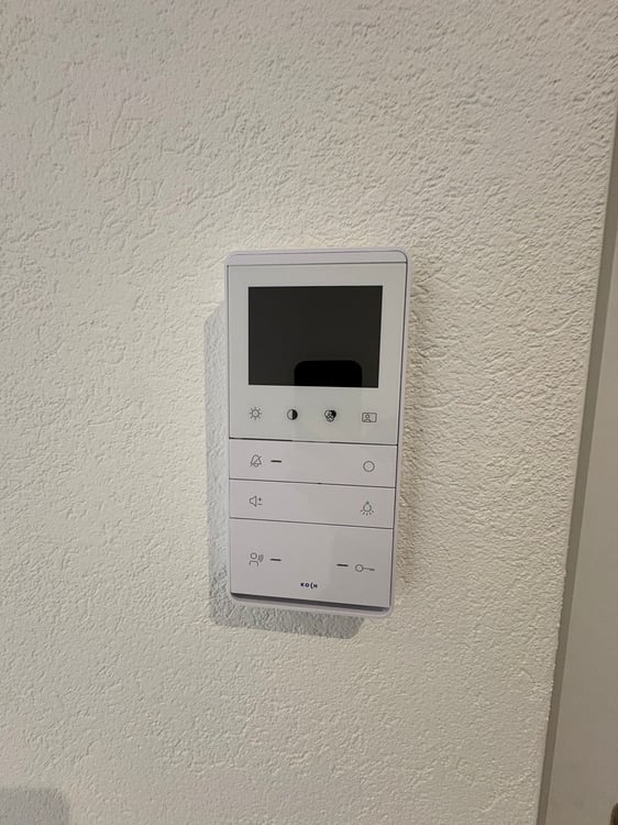 Erstbezug über den Dächern von Dübendorf sonnige Attika im modernen Neubau, zentral gelegen 9