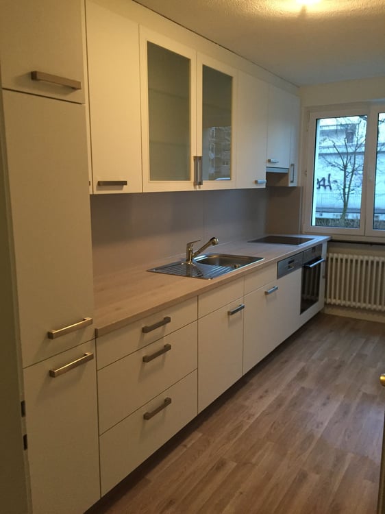 Attraktive 1-Zimmerwohnung mit Balkon an zentraler Lage im Kreis 12 2