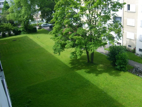 Attraktive 1-Zimmerwohnung mit Balkon an zentraler Lage im Kreis 12 13