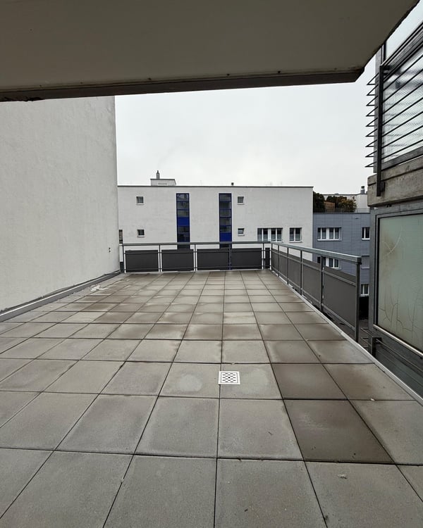 Moderne Ladenfläche an zentraler Lage 10