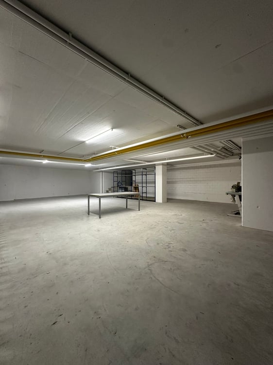 Lagerraum in repräsentativem Geschäftshaus 3