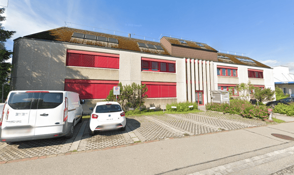 Bürofläche von 144 m2 im Dachgeschoss mit Lagermöglichkeit und Parkplätzen 1