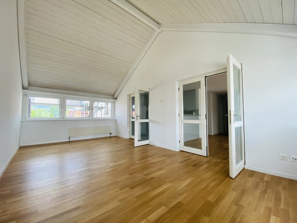 Grosszügige und helle Wohnung in familienfreundlichem Quartier 6