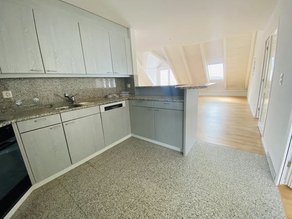 Grosszügige und helle Wohnung in familienfreundlichem Quartier 5