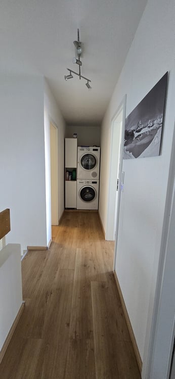 Maisonette-Wohnung mit Weitsicht zum Greifensee 8