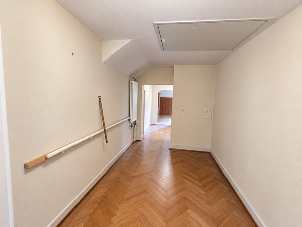 Nostalgische Villa mit einzigartigem Potenzial 10