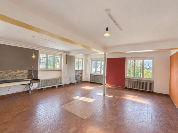Nostalgische Villa mit einzigartigem Potenzial 11