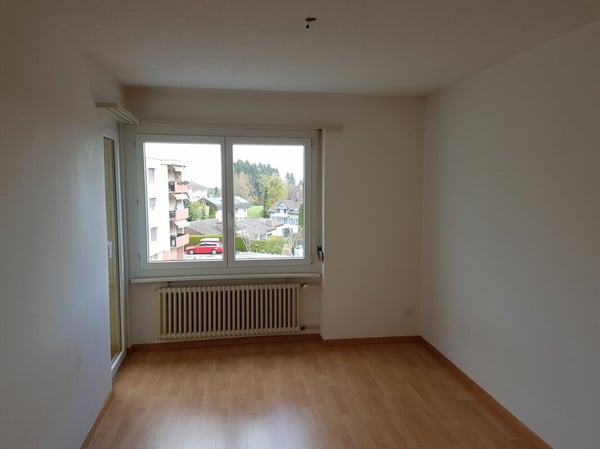 Familienwohnung nähe Schulhaus mit grossen Zimmer und Balkon 5
