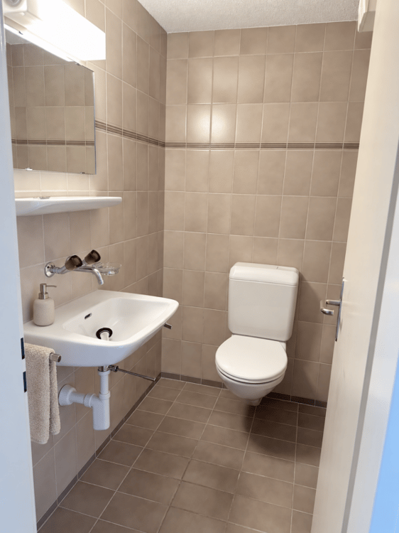 Stilvolle 4.5-Zimmer-Dachwohnung in familienfreundlicher Lage, 9