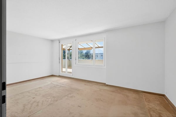 Grosses Potenzial, helle Räume und zwei Terrassen 10