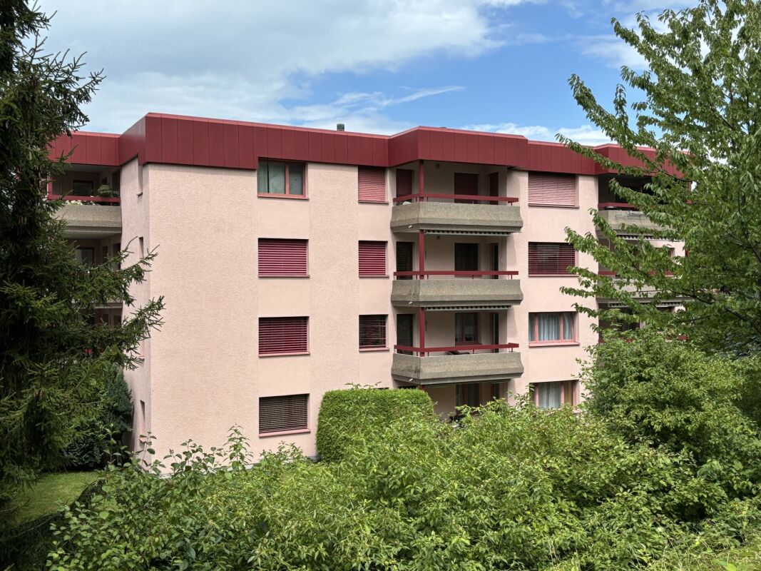 Bild Eine familien gerechte Wohnung, frisch renoviert an bester Lage