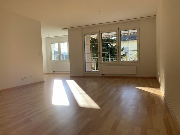 4 1/2 Zimmer-Wohnung 1.OG in St. Gallen 4