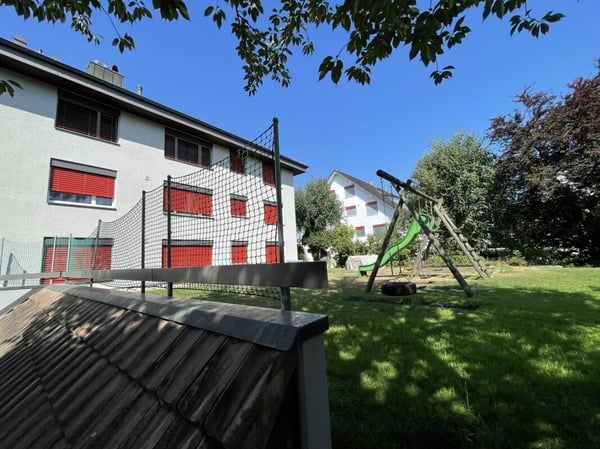 Familienfreundliche Wohnung (123m2) an ruhiger sonniger Lage