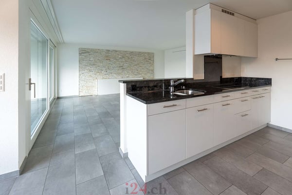 Moderne 1.5-Zi-Wohnung mit verglastem Balkon 7