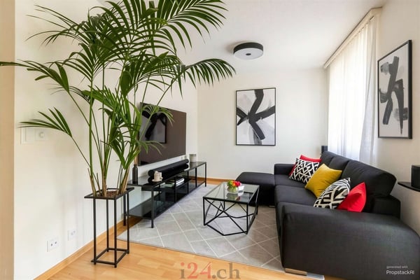 Mehrfamilienhaus mit drei Wohneinheiten im Familienfreundlichem Quartier 11
