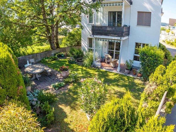 Mehrfamilienhaus mit drei Wohneinheiten im Familienfreundlichem Quartier 10
