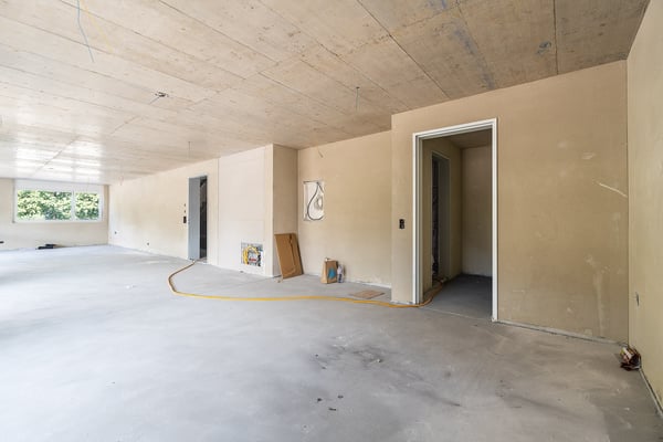 Lichtdurchflutete Gewerbefläche im 1. OG - Innenausbau durch Mieter 7