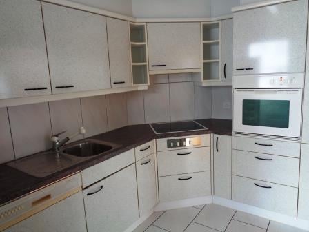 Zentral und ruhig gelegene 4.5-Zimmer-Wohnung in Baar-Inwil 6