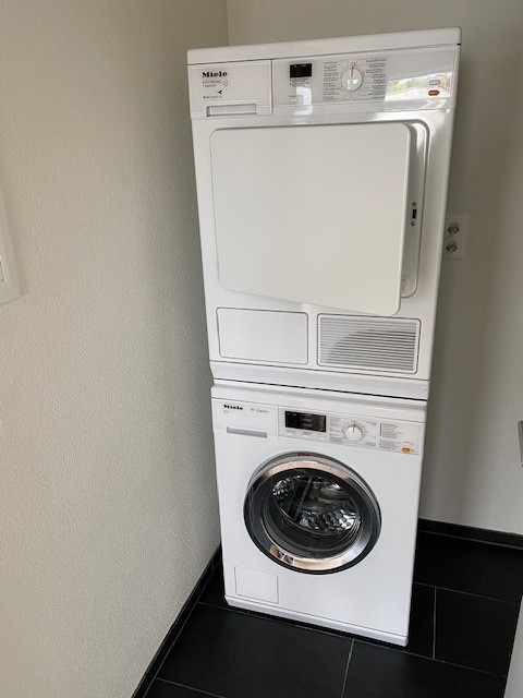 Moderne 3.5-Zimmer-Wohnung mit grosser Loggia an zentraler Lage in Affoltern am Albis 9